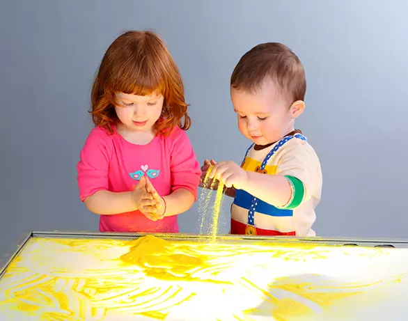 Радость детей во время игры в д/с