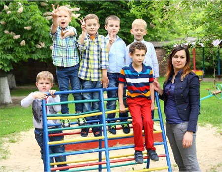 Дети на площадке